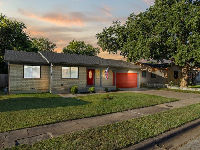 2806 Live Oak Drive, Copperas Cove