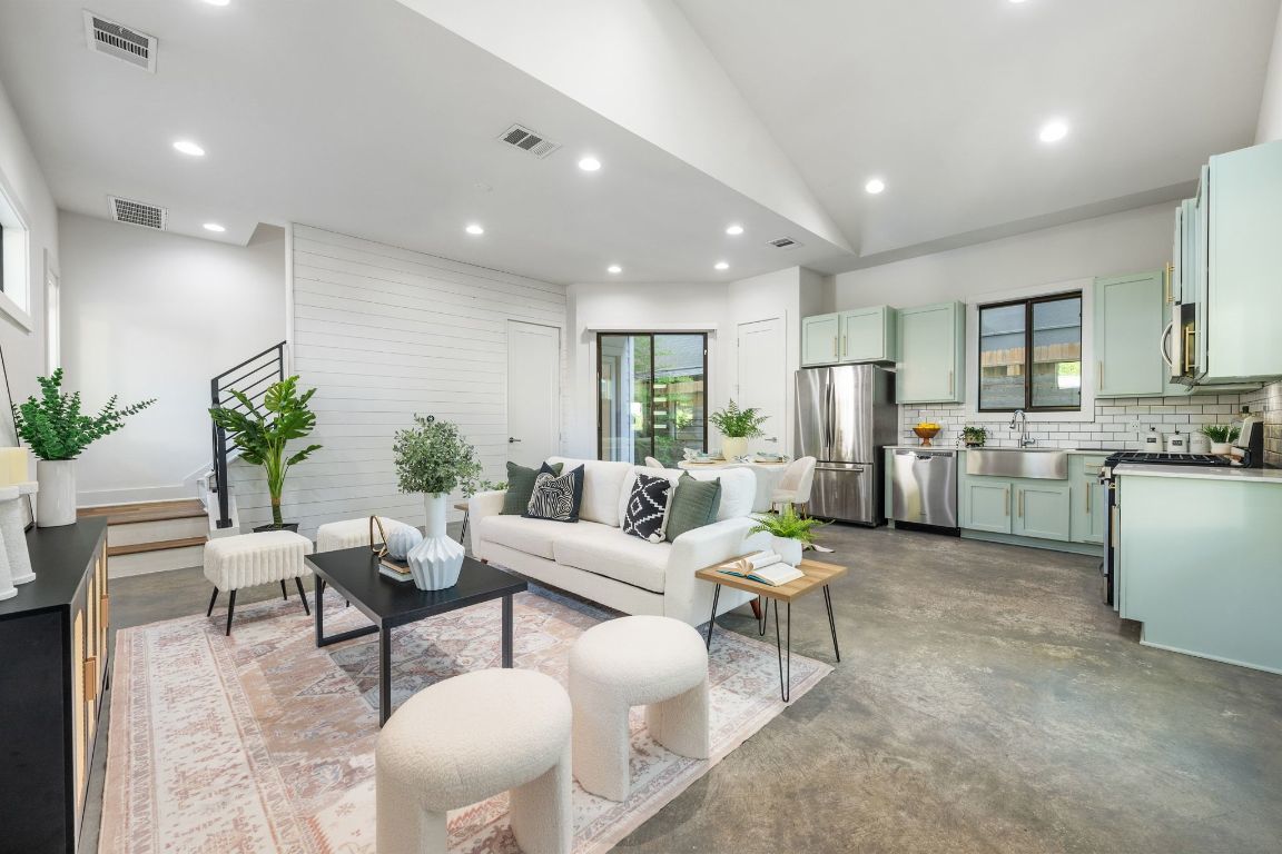 Photo of Listing #5366943