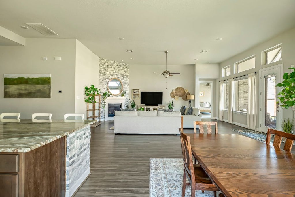 2021 Bear Creek Drive, Leander