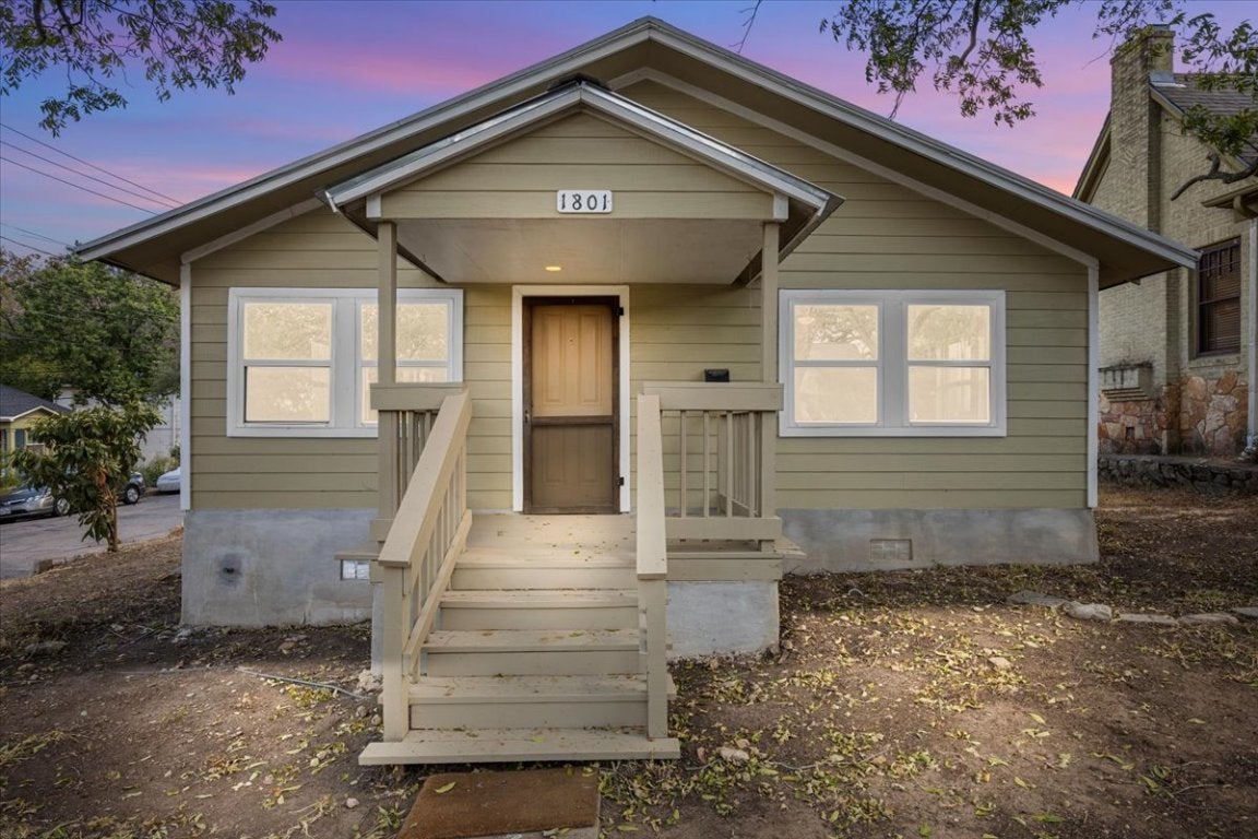 Photo of Listing #1765122