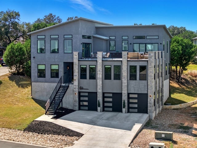 18402 Lakeland Drive, Point Venture