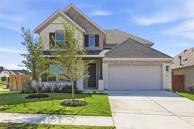 306 Durian Loop, Buda