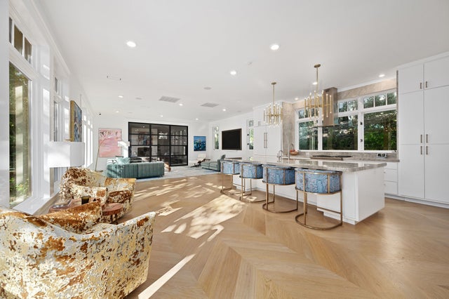 2406 Pemberton Parkway, Austin