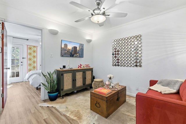 601 Hearn Street 204, Austin