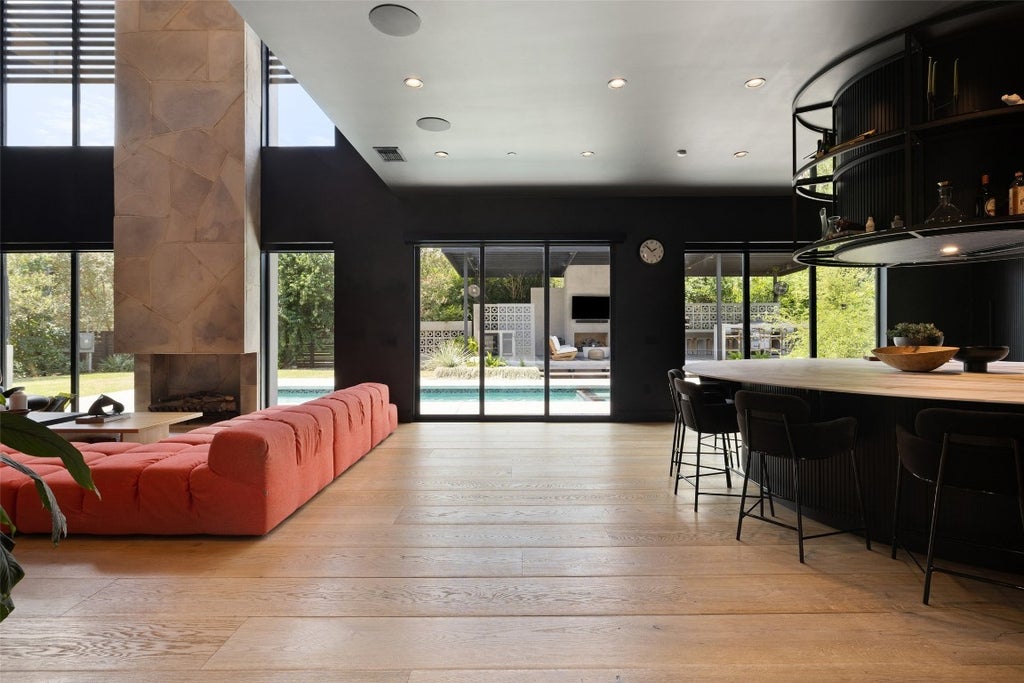 204 Westbrook Drive, Austin