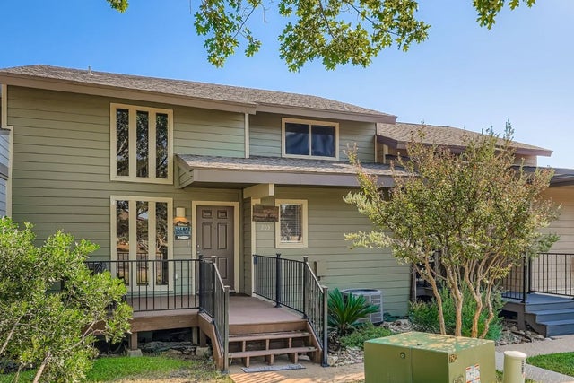 203 S Venture Boulevard, Point Venture