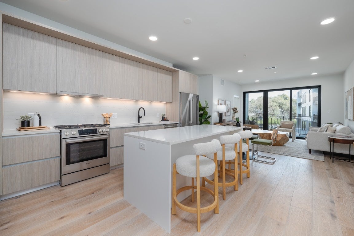 Photo of Listing #6246259