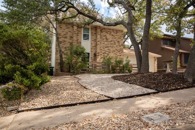 8301 Belclaire Lane, Austin