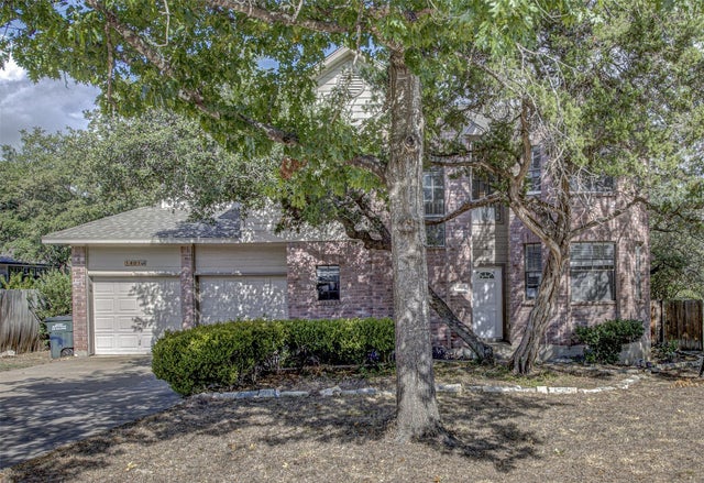 1401 Deepwoods Trail, Leander
