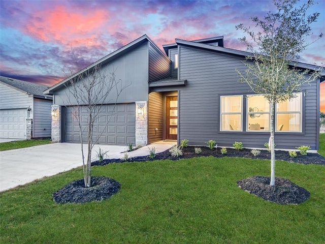 9801 Petrichor Boulevard, Manor