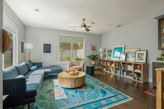 2812 Oak Springs Drive 2, Austin