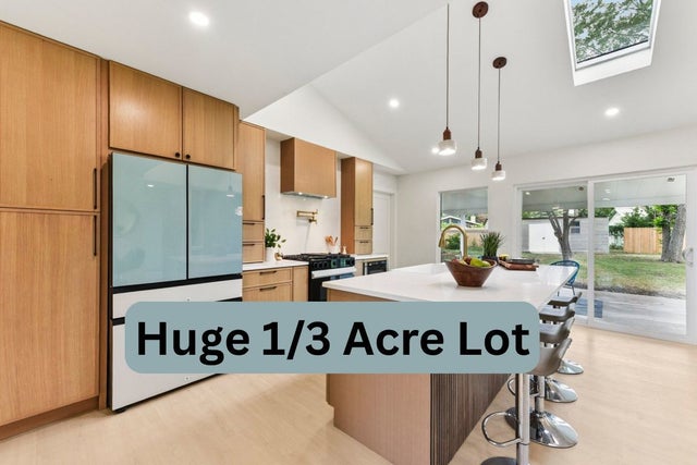 7503 Carriage Drive, Austin