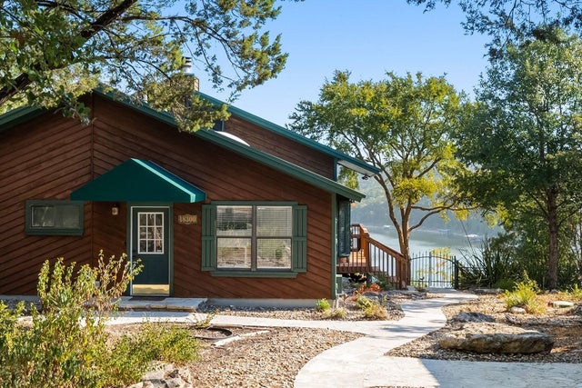 Homes for Sale on Lake Travis in Jonestown, TX