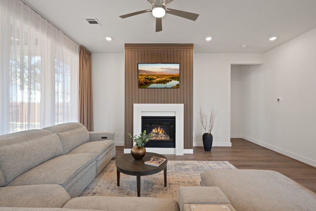 298 Canal Drive, Dripping Springs