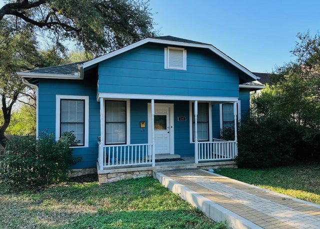 209 W Bagdad Avenue, Round Rock