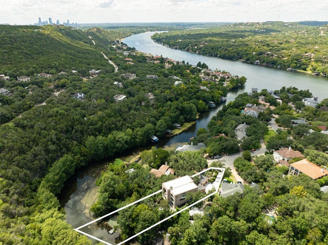 4500 River Wood Court, Austin