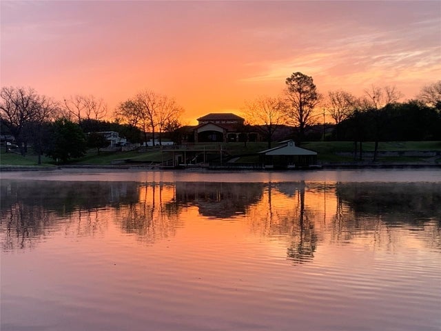 Residential Real Estate for Sale at 1713 Aztec Trl on Lake LBJ - MLS #4274793