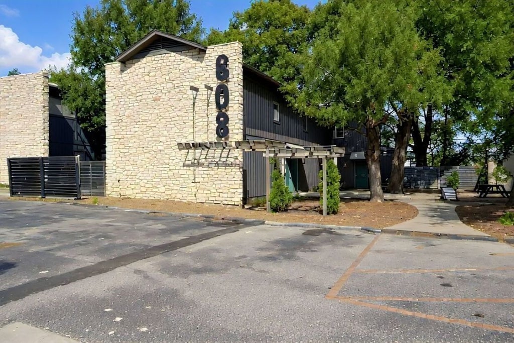 608 Franklin Boulevard A, B, & C, Austin