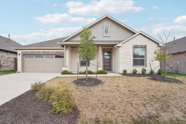 2233 Bravo Pass, Leander