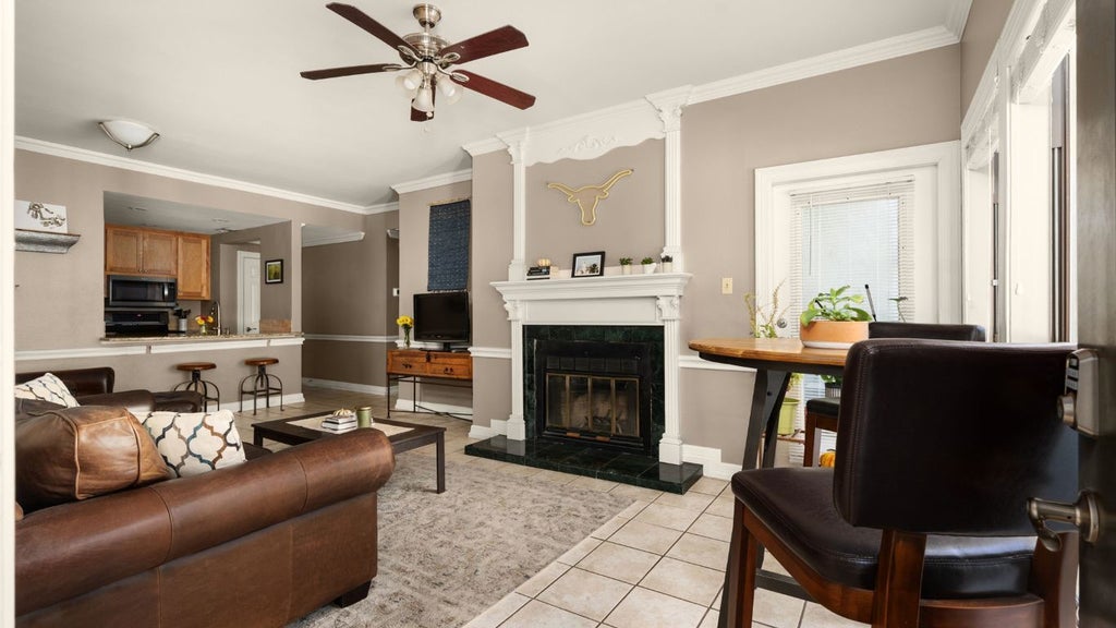 807 W 25th Street 207, Austin