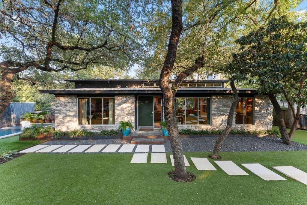 2709 Pecos Street, Austin