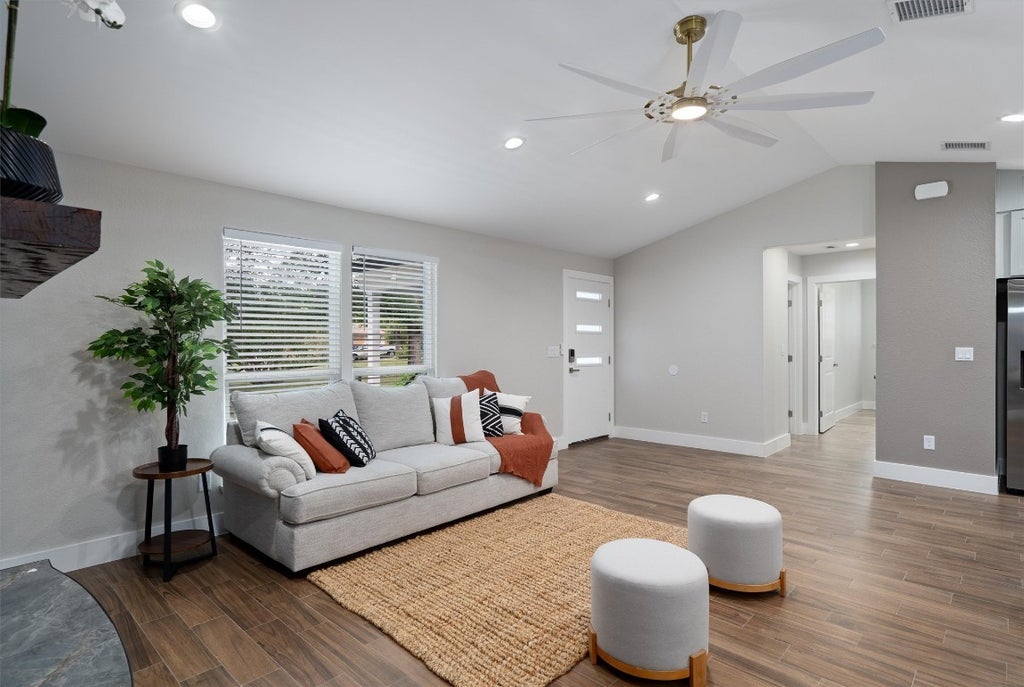 803 Glen Road, Austin