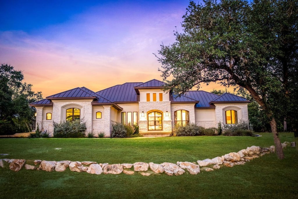 435 Arthur Court, Spring Branch