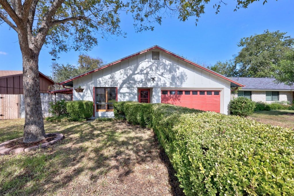 6608 Krollton Drive, Austin