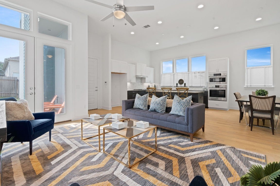 Photo of Listing #6498190