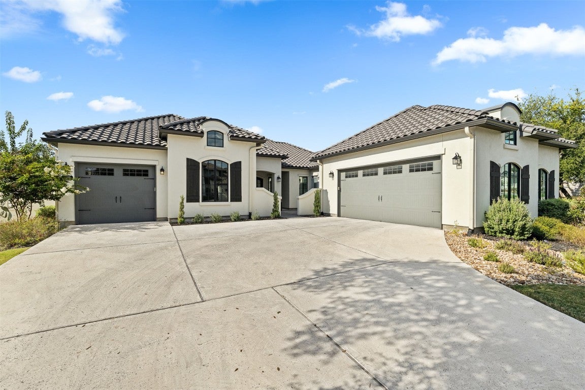 Photo of Listing #3627394