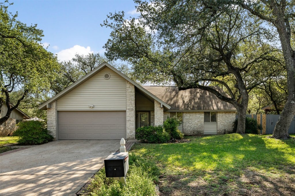 11907 Highland Oaks Trail, Austin