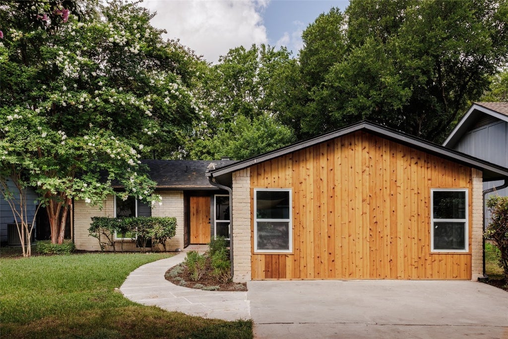5204 Hedgewood, Austin
