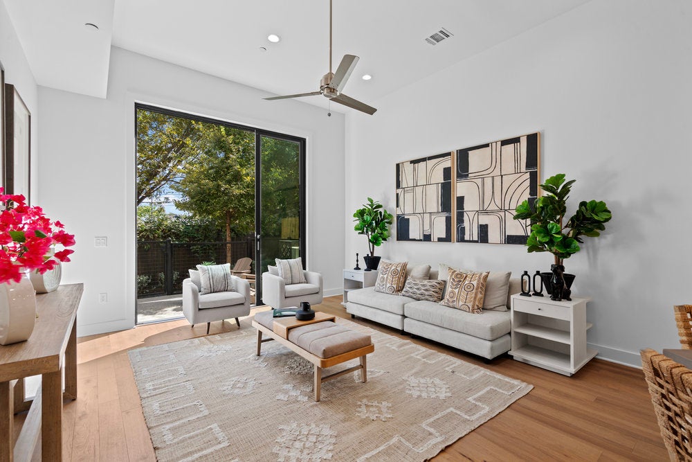 2505 Bluebonnet Avenue 16, Austin