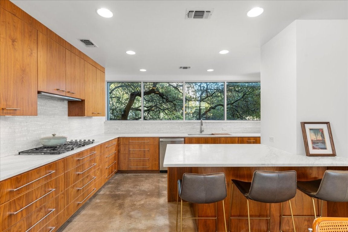 Photo of Listing #2738661