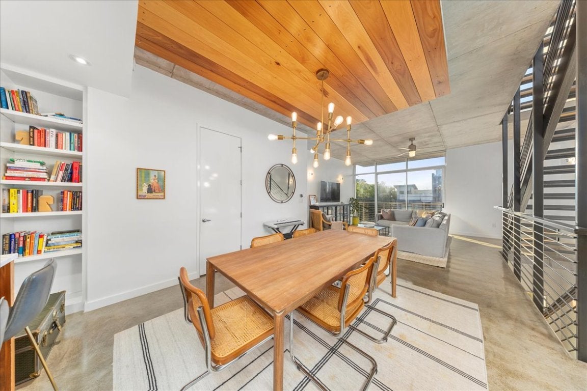 Photo of Listing #2738661