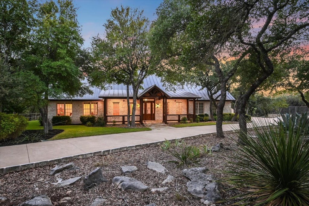 1050 River Mountain Road A, Wimberley