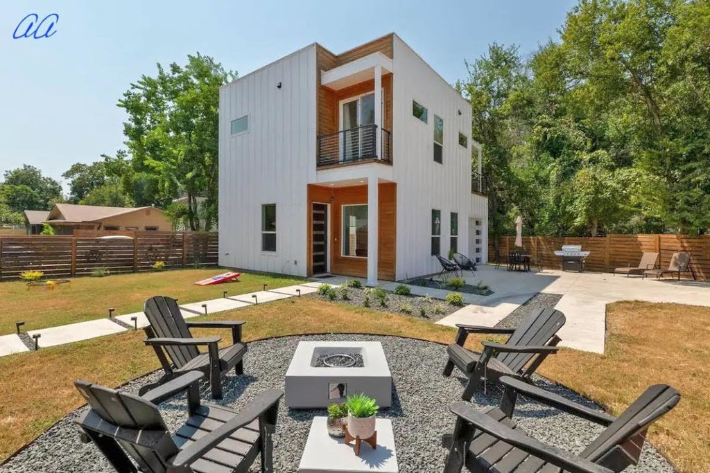 5401 Stuart Cir Drive 1, Austin