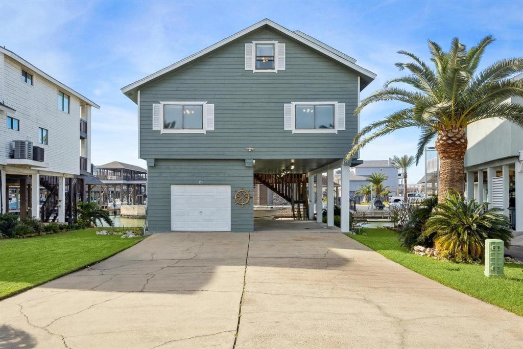 339 Admiral Circle, Galveston