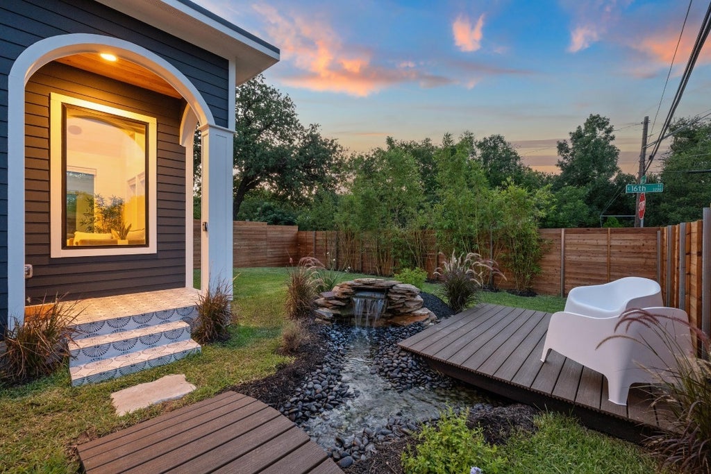 1506 Tillery Street, Austin