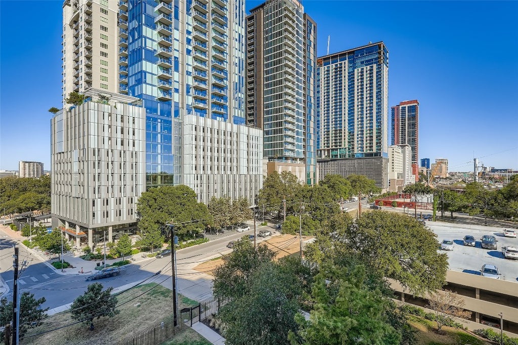 40 N Interstate 35 Highway 7a2, Austin