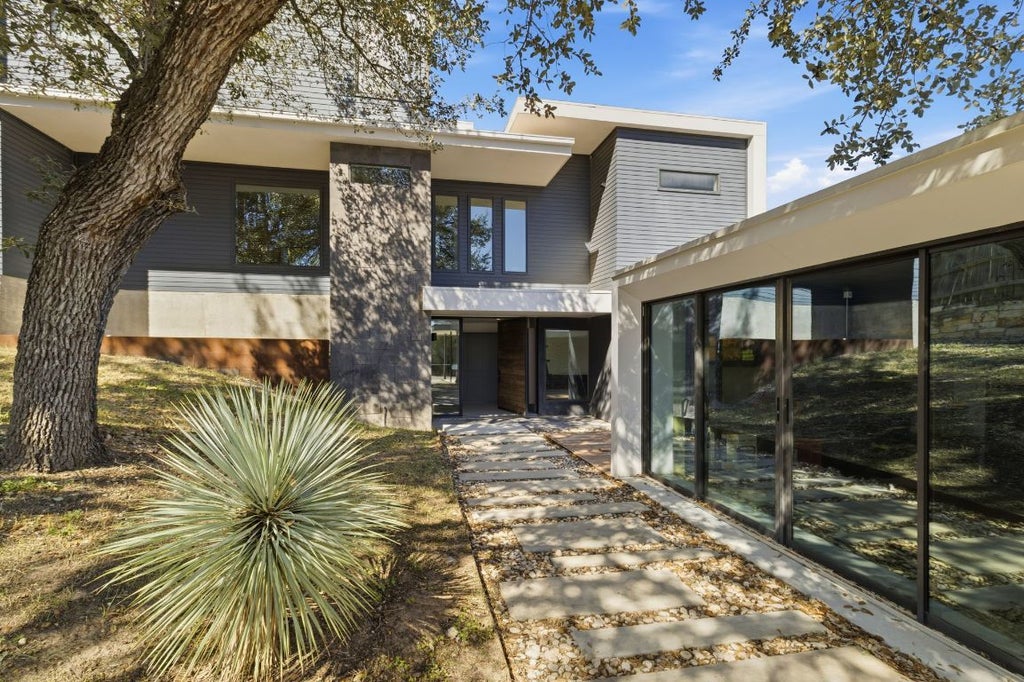 2302 Rain Water Drive, Austin