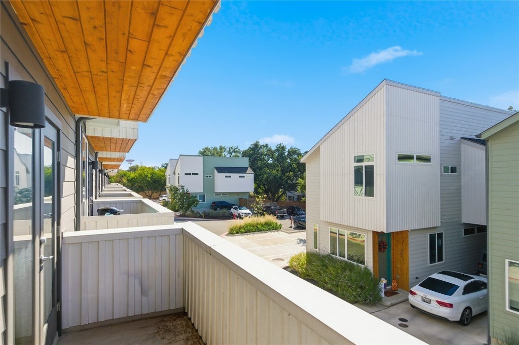 814 N Bluff Drive 87, Austin