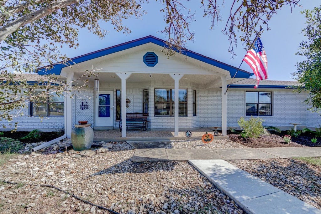 200 Harbor Cir Circle, Georgetown