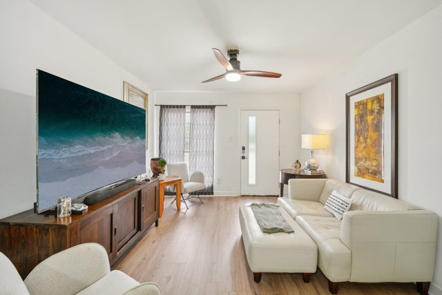 6914 Pondsdale Lane, Austin