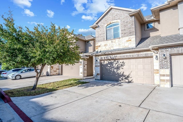2880 Donnell Drive 2003, Round Rock