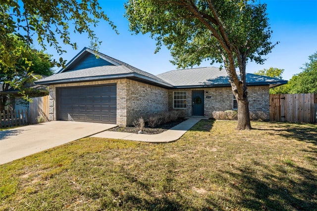 419 Bentwood Drive, Leander