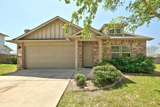 13205 Pine Needle Street, Manor