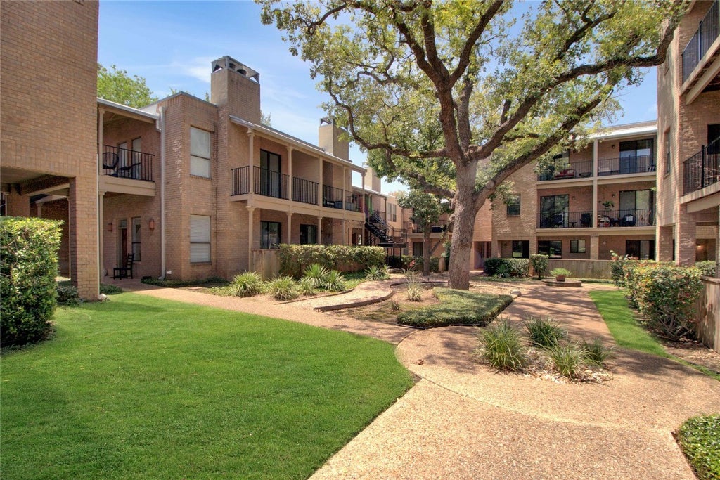 611 E 45th Street 8, Austin