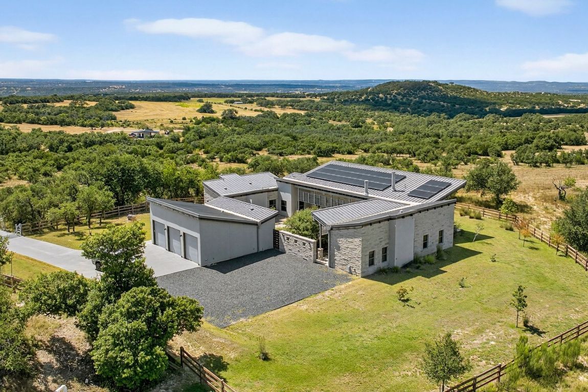 Photo of Listing #5660135