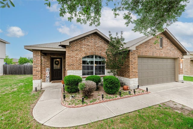 225 Foxglove Drive, Hutto